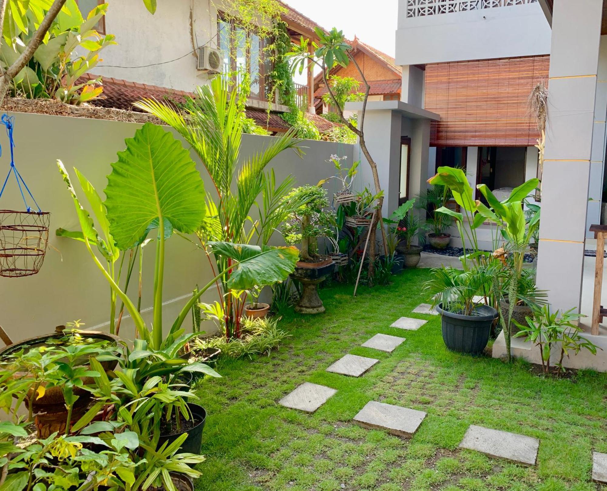 The Lima Home Stay In Canggu Екстериор снимка