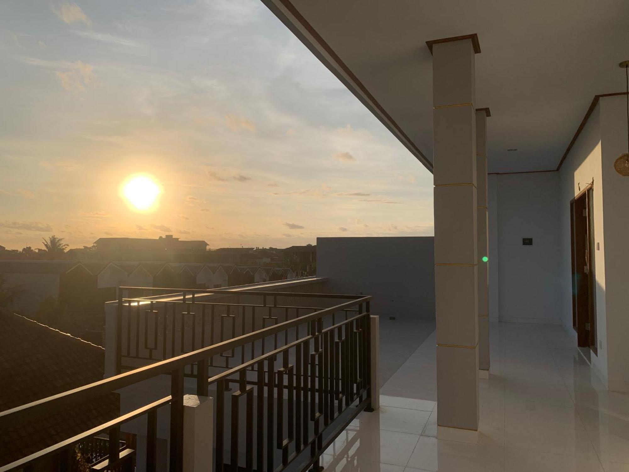 The Lima Home Stay In Canggu Екстериор снимка
